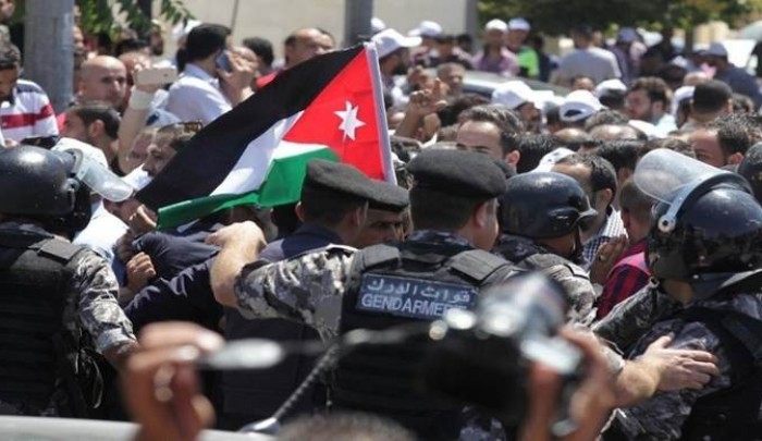 حزب العمال الأردني يطالب بالإفراج عن ناشطين معتقلين بسبب تضامنهم مع غزة
