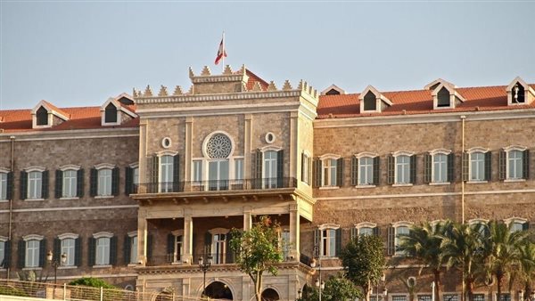 في ذكرى عاشوراء إقفال للإدارات العامة